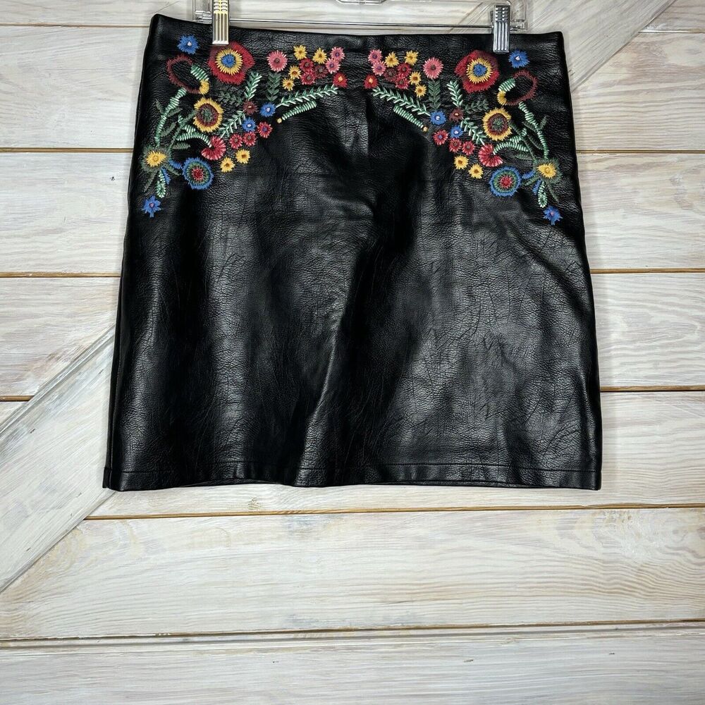 For The Republic Black Faux Leather Floral Flower Embroidered Mini Skirt